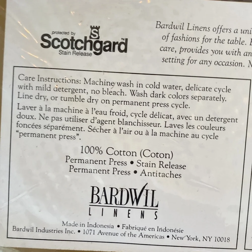 Vintage New Bardwil Linens fall Thanksgiving 60”x 84” oval tablecloth